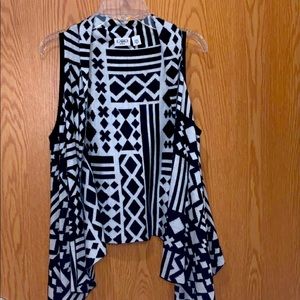 Cato Sleeveless Cardigan